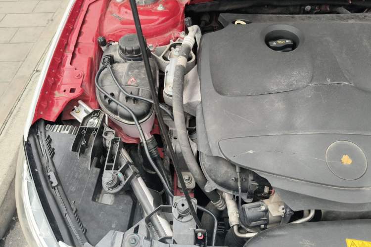 Used Mercedes-Benz GLA 2016 GLA 200 Sport Edition Engine Bay Right
