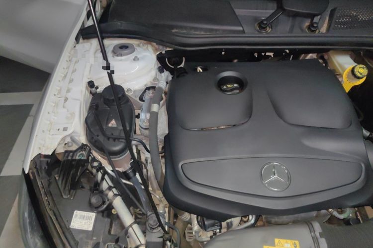 Used Mercedes-Benz GLA 2016 GLA 200 Sport Edition Engine Bay Right