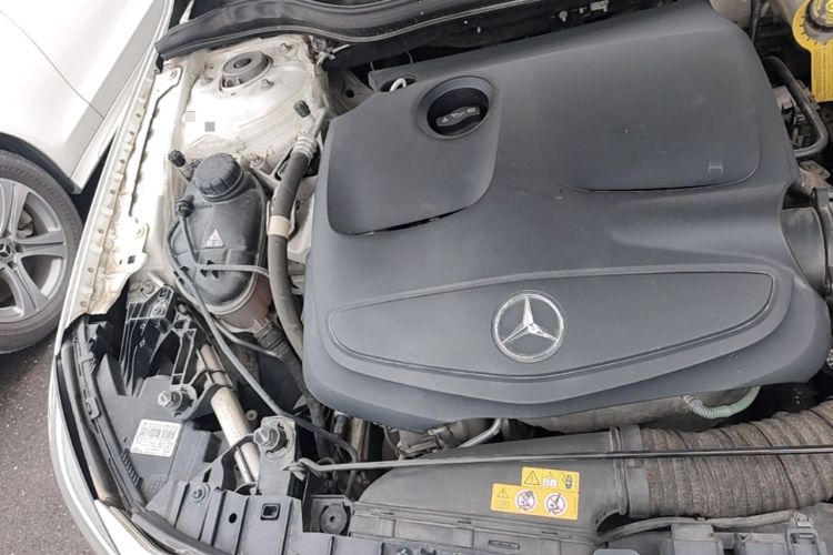 Used Mercedes-Benz GLA 2016 GLA 200 Sport Edition Engine Bay Right