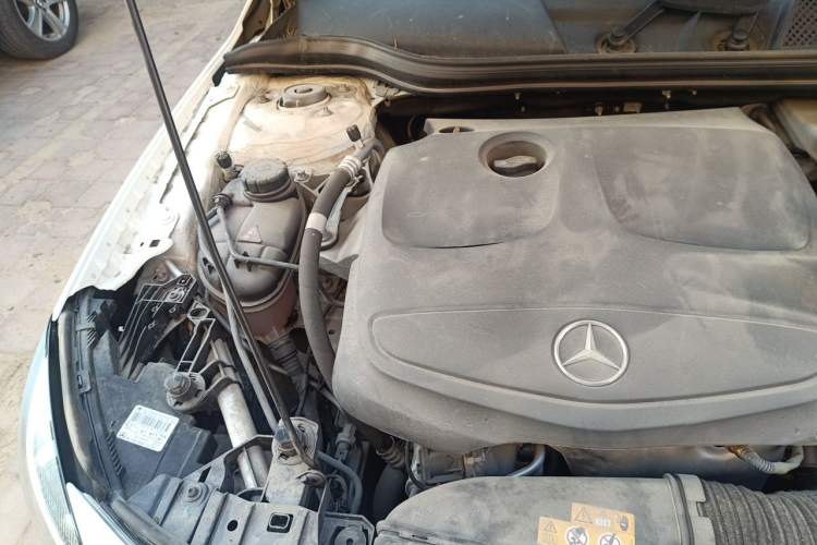 Used Mercedes-Benz GLA 2016 GLA 200 Sport Edition Engine Bay Right