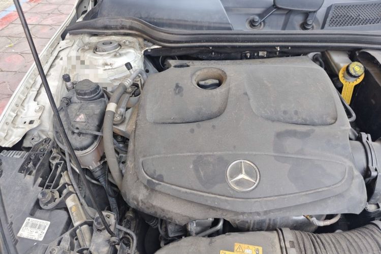 Used Mercedes-Benz GLA 2016 GLA 220 4MATIC Fashion Edition Engine Bay Right
