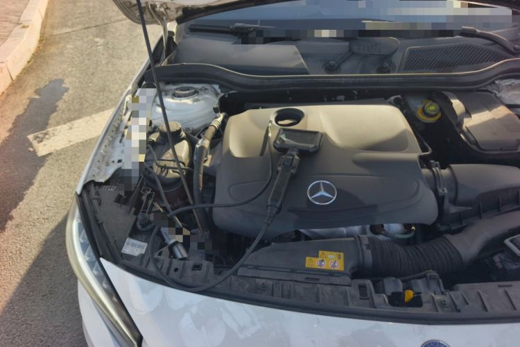 Used Mercedes-Benz GLA 2016 GLA 200 Fashion Model Engine Bay Right
