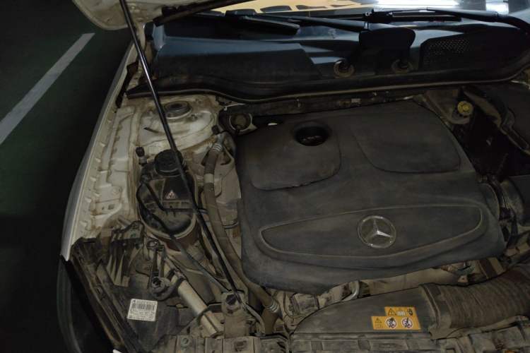 Used Mercedes-Benz GLA 2016 GLA 200 Sport Edition Engine Bay Right