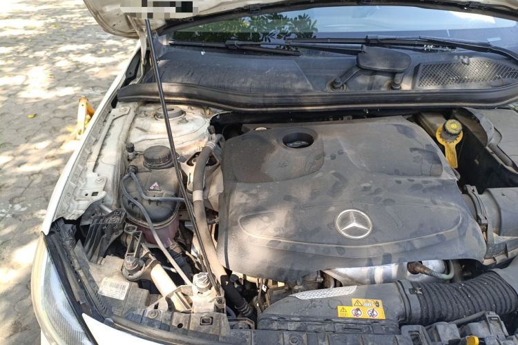 Used Mercedes-Benz GLA 2016 GLA 200 Sport Edition Engine Bay Right
