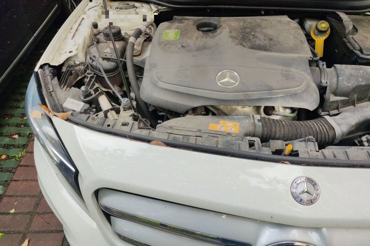 Used Mercedes-Benz GLA 2016 GLA 200 Sport Edition Engine Bay Right