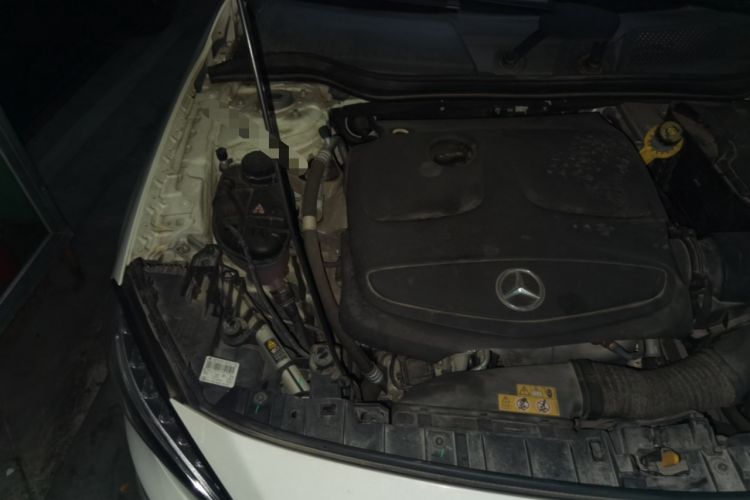 Used Mercedes-Benz GLA 2016 GLA 200 Fashion Model Engine Bay Right
