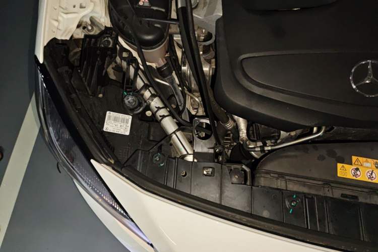 Used Mercedes-Benz GLA 2016 GLA 200 Sport Edition Engine Bay Right