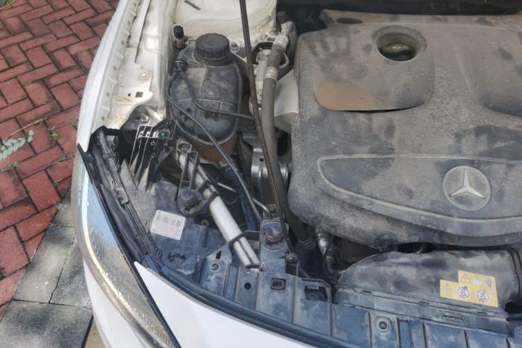 Used Mercedes-Benz GLA 2016 GLA 200 Sport Edition Engine Bay Right