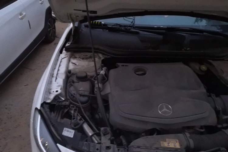 Used Mercedes-Benz GLA 2016 GLA 200 Sport Edition Engine Bay Right