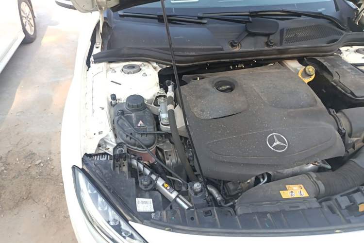 Used Mercedes-Benz GLA 2016 GLA 200 Fashion Model Engine Bay Right