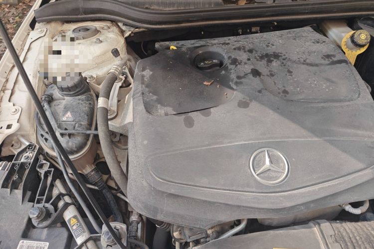 Used Mercedes-Benz GLA 2016 GLA 220 4MATIC Fashion Edition Engine Bay Right