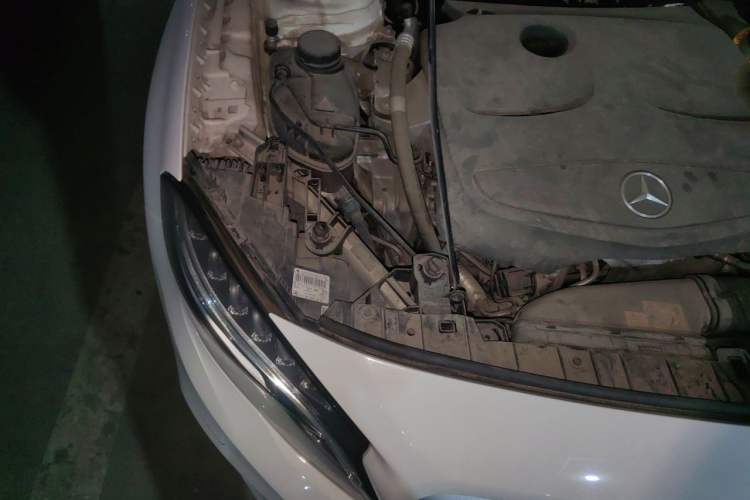 Used Mercedes-Benz GLA 2016 GLA 200 Fashion Model Engine Bay Right