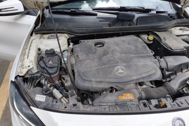 Used Mercedes-Benz GLA 2016 GLA 200 Sport Edition Engine Bay Right
