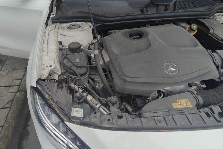 Used Mercedes-Benz GLA 2016 GLA 220 4MATIC Fashion Edition Engine Bay Right