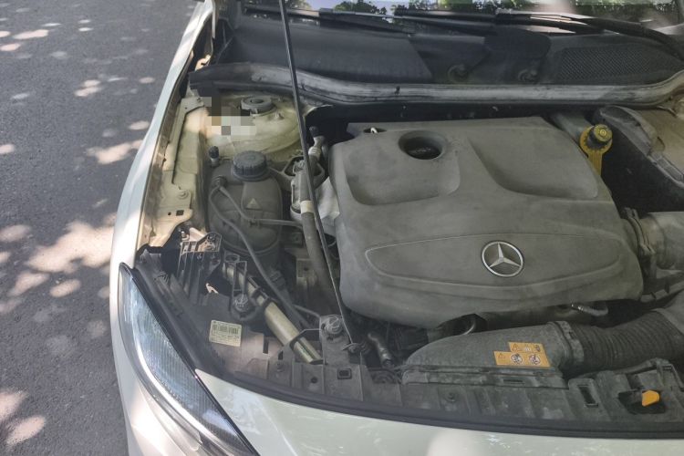 Used Mercedes-Benz GLA 2016 GLA 200 Sport Edition Engine Bay Right