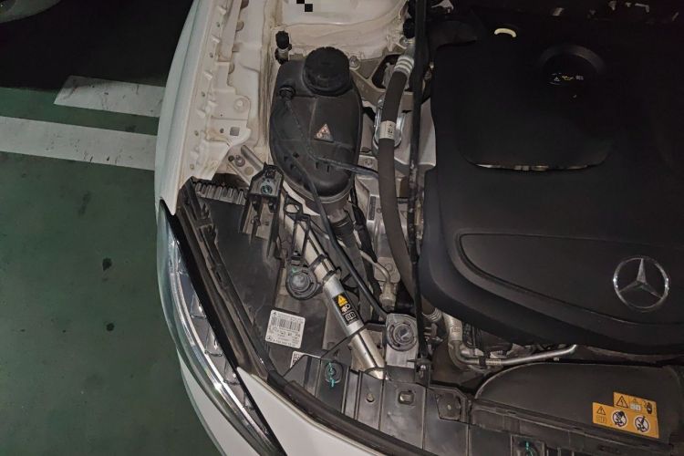 Used Mercedes-Benz GLA 2016 GLA 200 Fashion Model Engine Bay Right