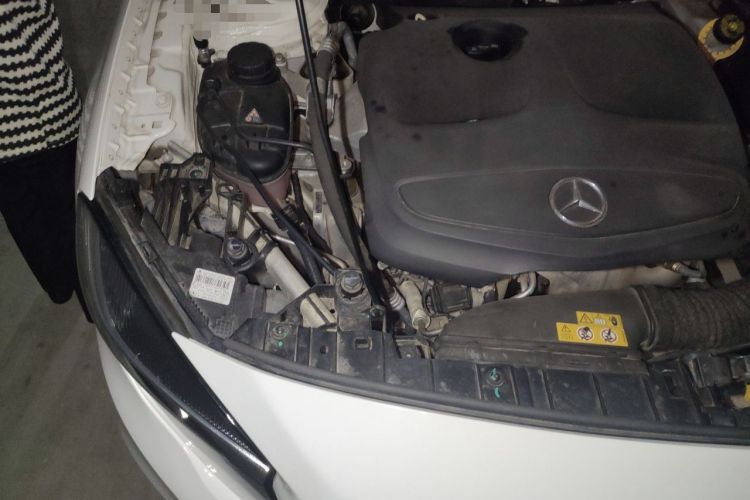Used Mercedes-Benz GLA 2016 GLA 200 Sport Edition Engine Bay Right