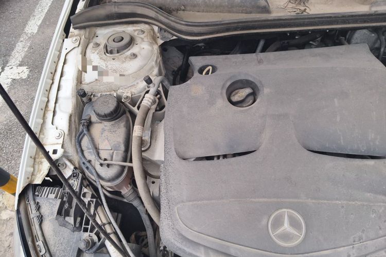 Used Mercedes-Benz GLA 2016 GLA 200 Sport Edition Engine Bay Right