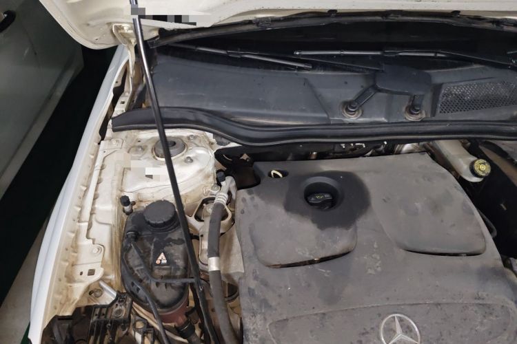Used Mercedes-Benz GLA 2016 GLA 200 Sport Edition Engine Bay Right