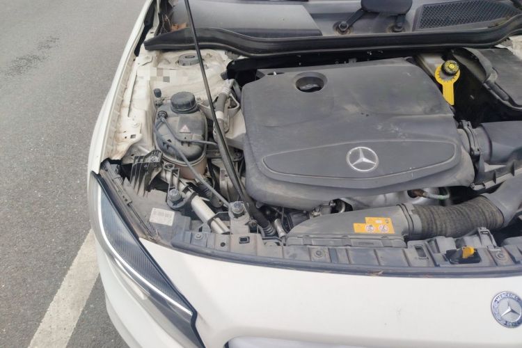 Used Mercedes-Benz GLA 2016 GLA 200 Sport Edition Engine Bay Right