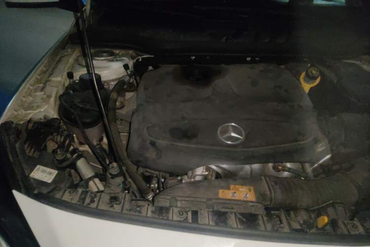 Used Mercedes-Benz GLA 2016 GLA 200 Sport Edition Engine Bay Right