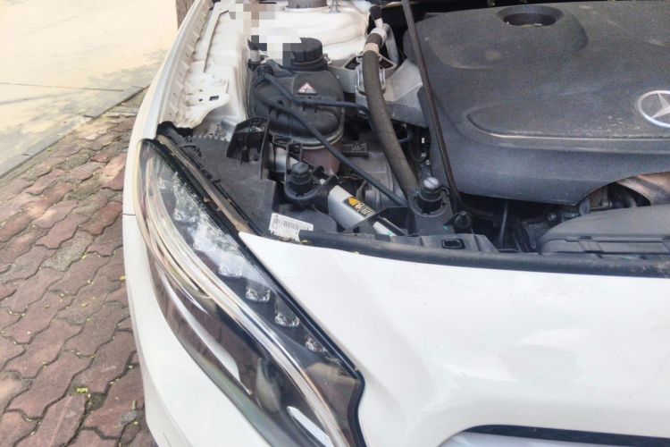 Used Mercedes-Benz GLA 2016 GLA 200 Fashion Model Engine Bay Right