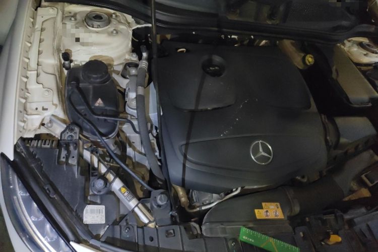 Used Mercedes-Benz GLA 2016 GLA 200 Fashion Model Engine Bay Right