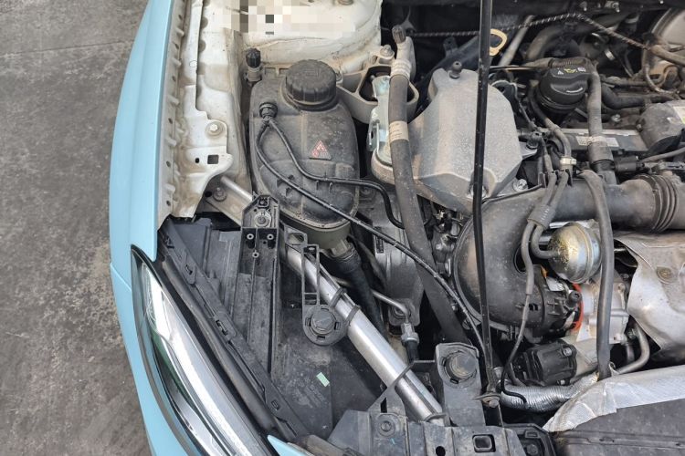 Used Mercedes-Benz GLA 2016 GLA 200 Sport Edition Engine Bay Right