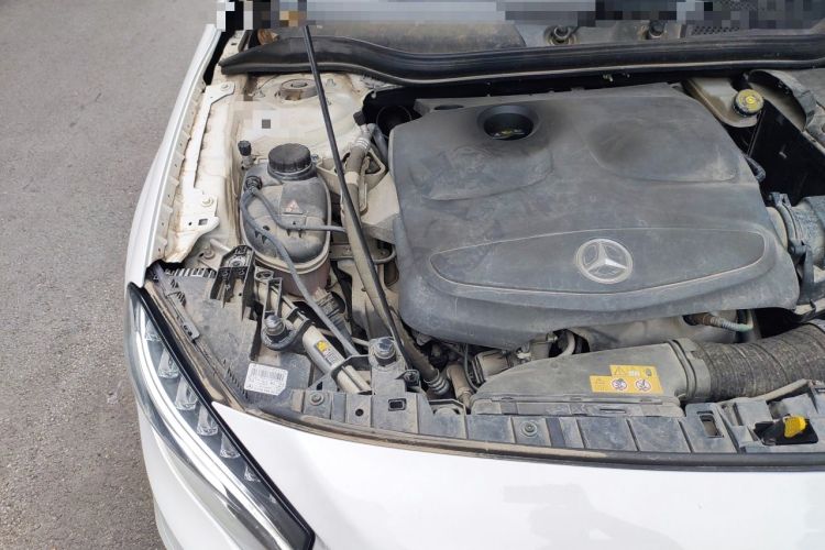 Used Mercedes-Benz GLA 2016 GLA 200 Fashion Model Engine Bay Right