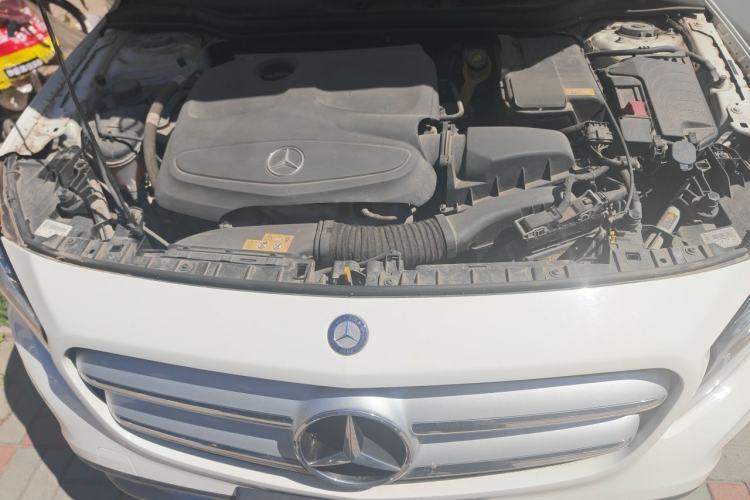 Used Mercedes-Benz GLA 2016 GLA 220 4MATIC Fashion Edition Engine Bay