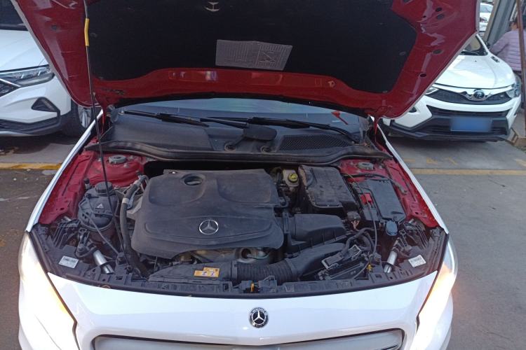 Used Mercedes-Benz GLA 2016 GLA 200 Sport Edition Engine Bay