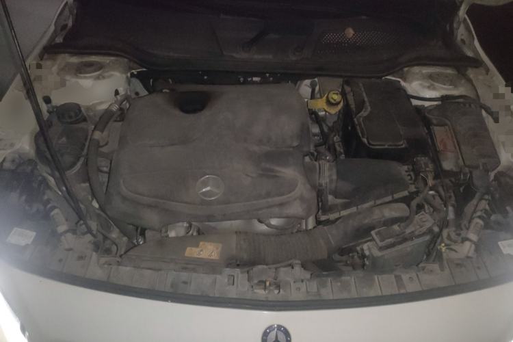 Used Mercedes-Benz GLA 2016 GLA 200 Fashion Model Engine Bay