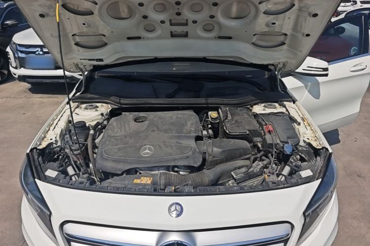 Used Mercedes-Benz GLA 2016 GLA 200 Sport Edition Engine Bay