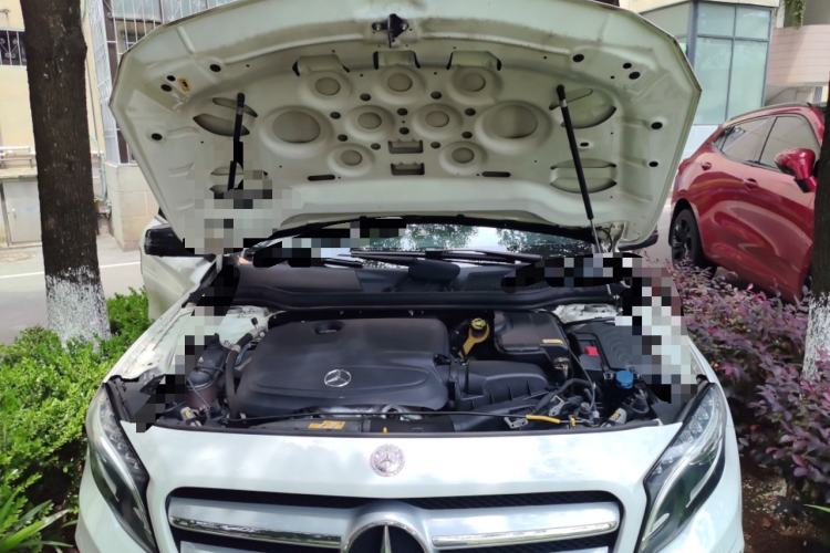 Used Mercedes-Benz GLA 2016 GLA 200 Fashion Model Engine Bay