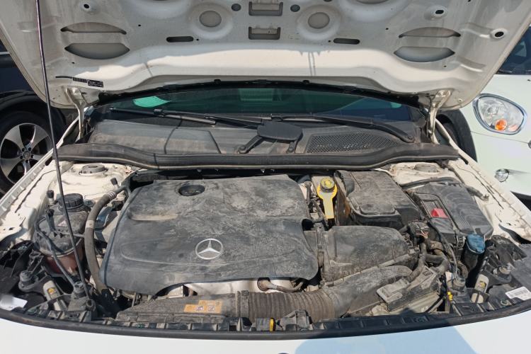 Used Mercedes-Benz GLA 2016 GLA 220 4MATIC Luxury Model Engine Bay