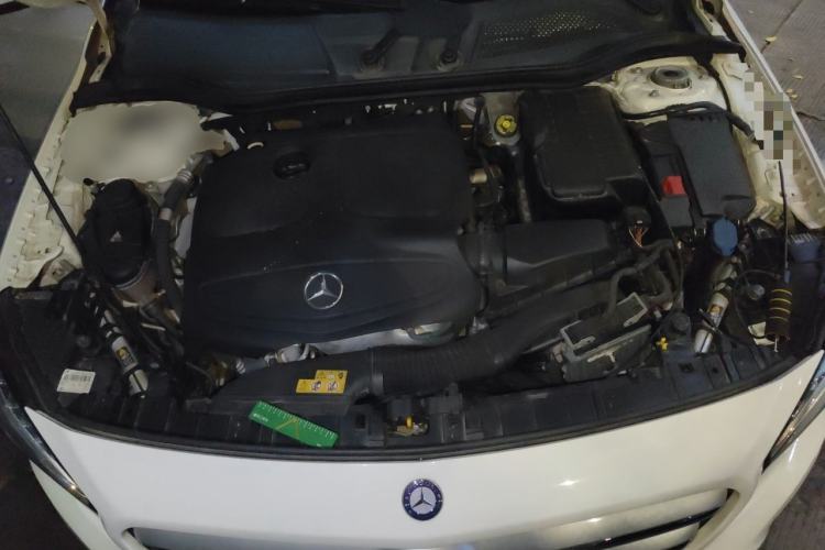 Used Mercedes-Benz GLA 2016 GLA 200 Fashion Model Engine Bay