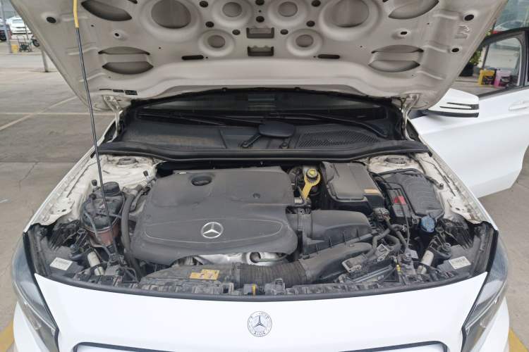 Used Mercedes-Benz GLA 2016 GLA 200 Sport Edition Engine Bay