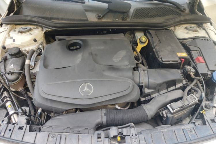 Used Mercedes-Benz GLA 2016 GLA 220 4MATIC Fashion Edition Engine Bay