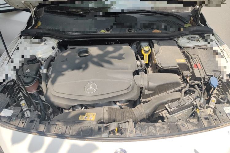 Used Mercedes-Benz GLA 2016 GLA 220 4MATIC Fashion Edition Engine Bay