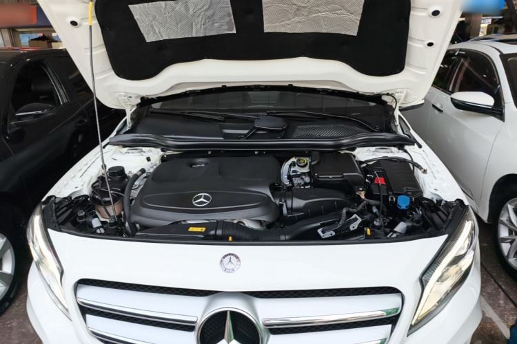 Used Mercedes-Benz GLA 2016 GLA 200 Sport Edition Engine Bay