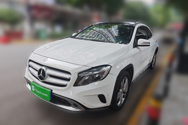 Used Mercedes-Benz GLA 2016 GLA 200 Sport Edition Guazi used car, China used car export, Used car for sale, Used cars, Cheapest cars for sale