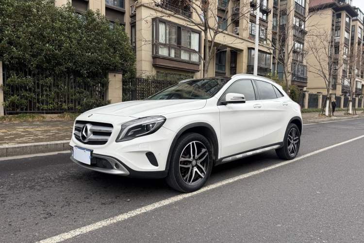 Used Mercedes-Benz GLA 2016 GLA 220 4MATIC Fashion Edition Exterior 1