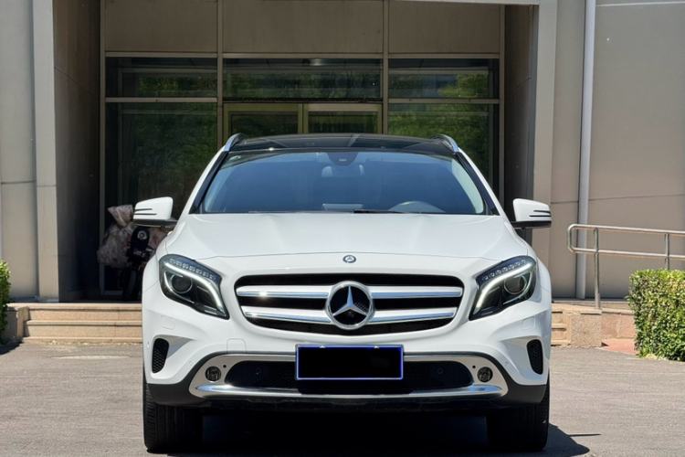 Used Mercedes-Benz GLA 2016 GLA 200 Fashion Model Exterior 1