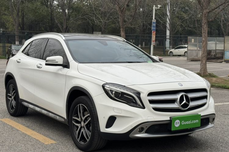 Used Mercedes-Benz GLA 2016 GLA 220 4MATIC Fashion Edition Exterior 1