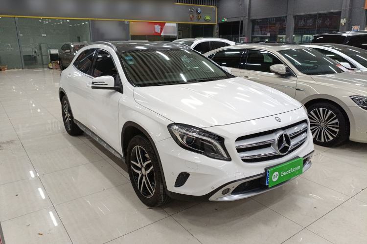 Used Mercedes-Benz GLA 2016 GLA 200 Fashion Model Exterior 1