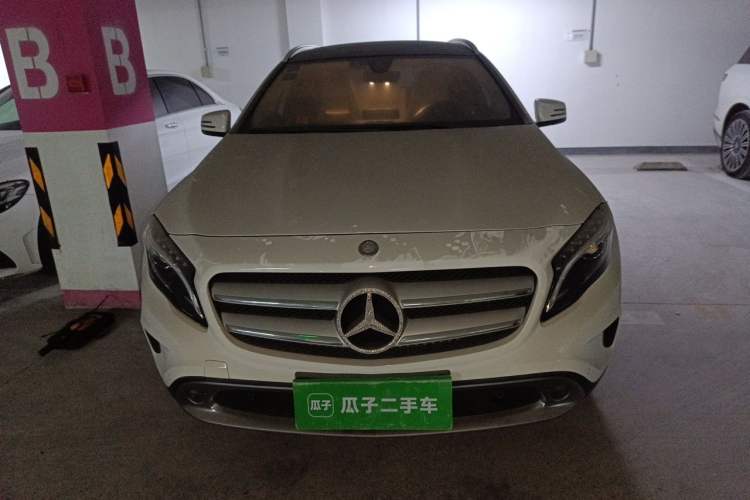Used Mercedes-Benz GLA 2016 GLA 220 4MATIC Luxury Model Exterior 1