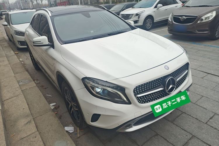 Used Mercedes-Benz GLA 2016 GLA 200 Fashion Model Exterior 1