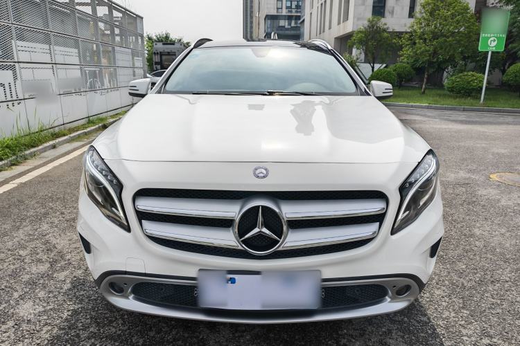 Used Mercedes-Benz GLA 2016 GLA 200 Fashion Model Exterior 1