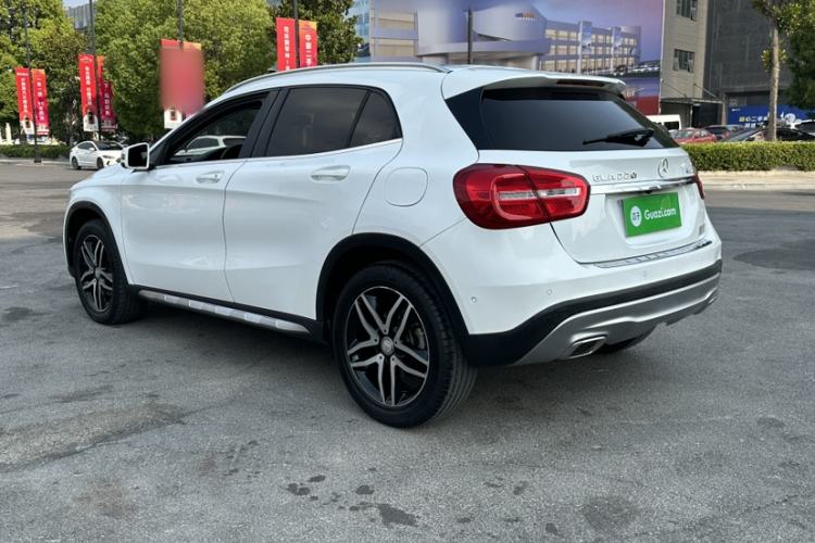 Used Mercedes-Benz GLA 2016 GLA 220 4MATIC Fashion Edition Exterior 1
