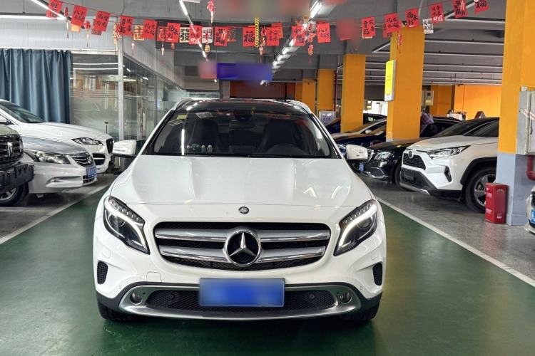 Used Mercedes-Benz GLA 2016 GLA 200 Fashion Model Exterior 1